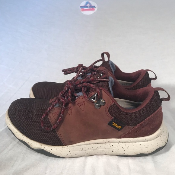 teva women's w arrowood waterproof hiking shoe